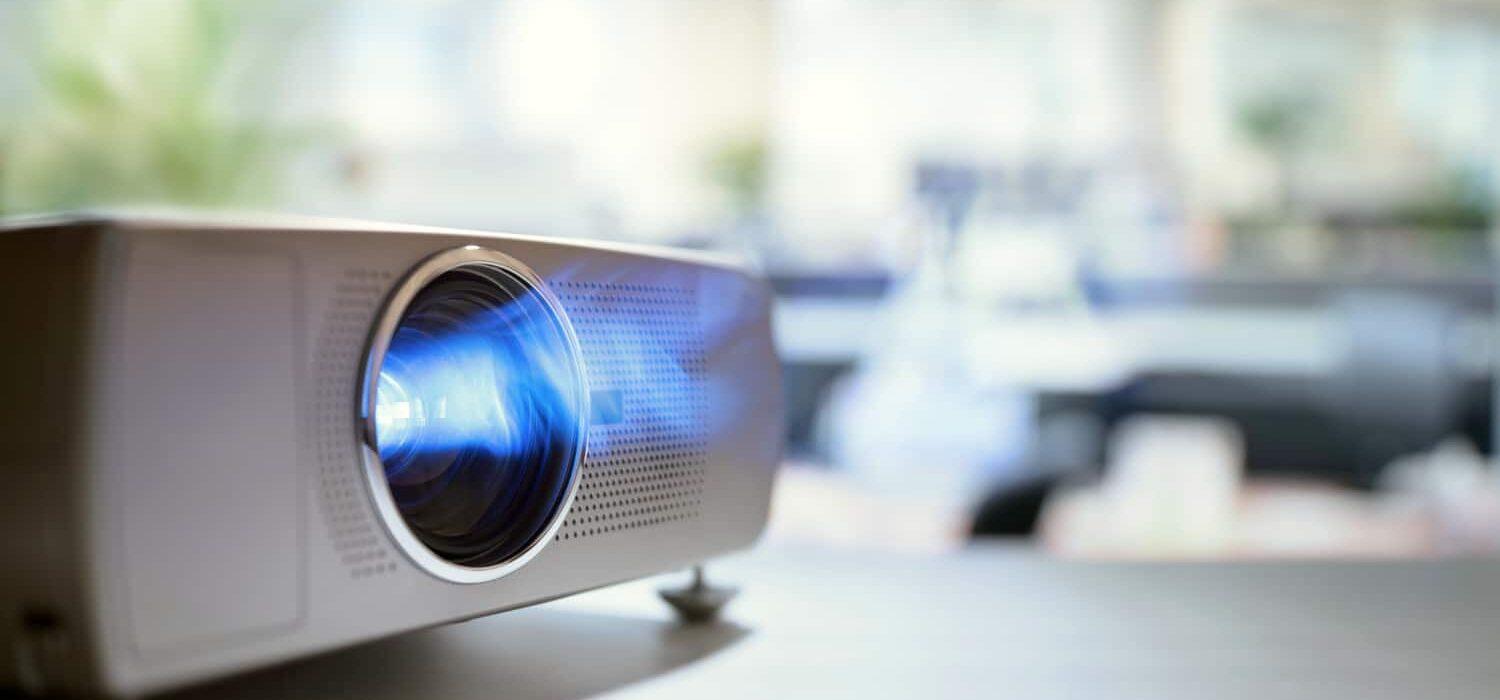 The 5 Best Outdoor Video Projectors 2019 Buyer's Guide Video Projectors
